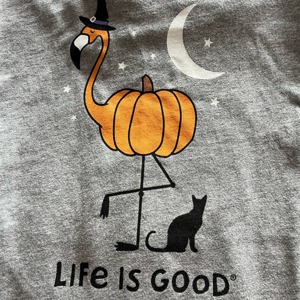 Life Is Good   Halloween 🎃
T-shirt. XXXL